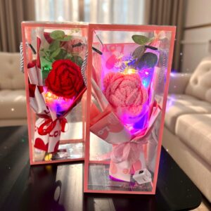 Ramo de Rosa Crochet Ccon Luz de Hadas en Caja de Regalo